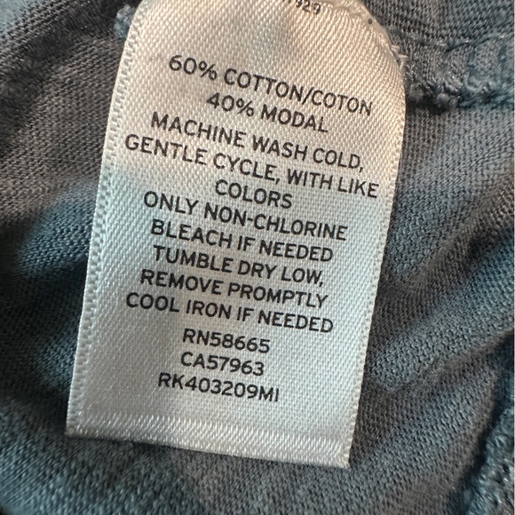 Susina Long Sleeve Boatneck T-Shirt Size Small Blue - Picture 6 of 8